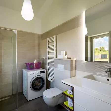 别墅 Beautiful Marika With Pool In Vizinada *