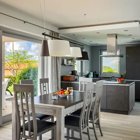 Beautiful Marika With Pool In Vizinada Lasci